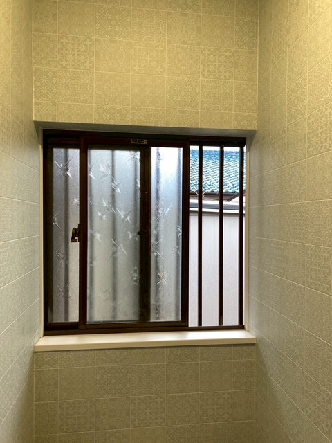 マルマン窓建工房の寒さ対策に内窓😊の施工前の写真1