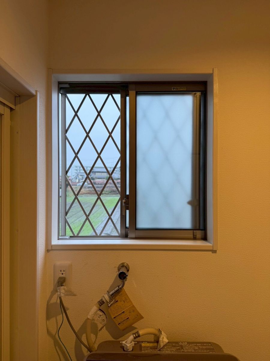 マルマン窓建工房の内窓で寒さ対策😊の施工前の写真1