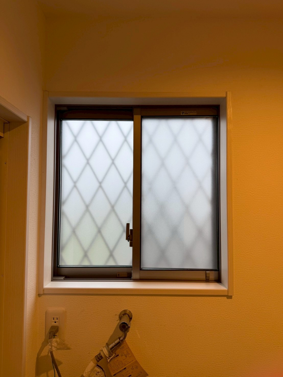 マルマン窓建工房の内窓で寒さ対策😊の施工前の写真2
