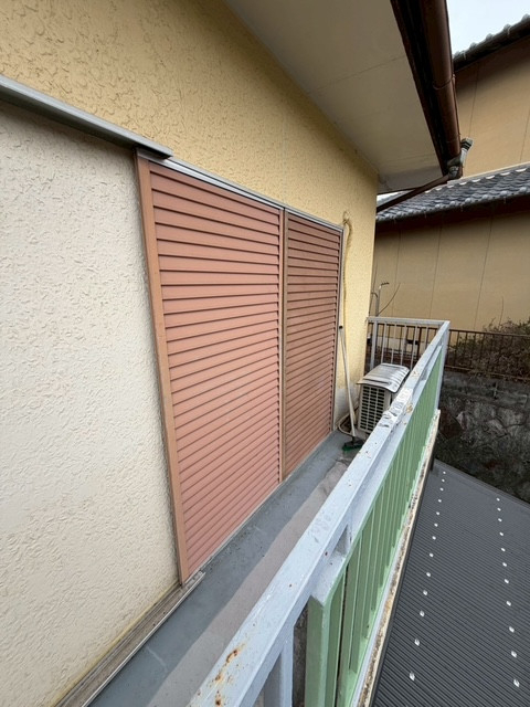 マルマン窓建工房の二階の窓に雨戸施工😊の施工前の写真1