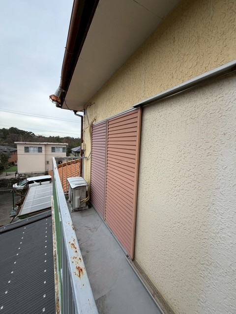 マルマン窓建工房の二階の窓に雨戸施工😊の施工前の写真2