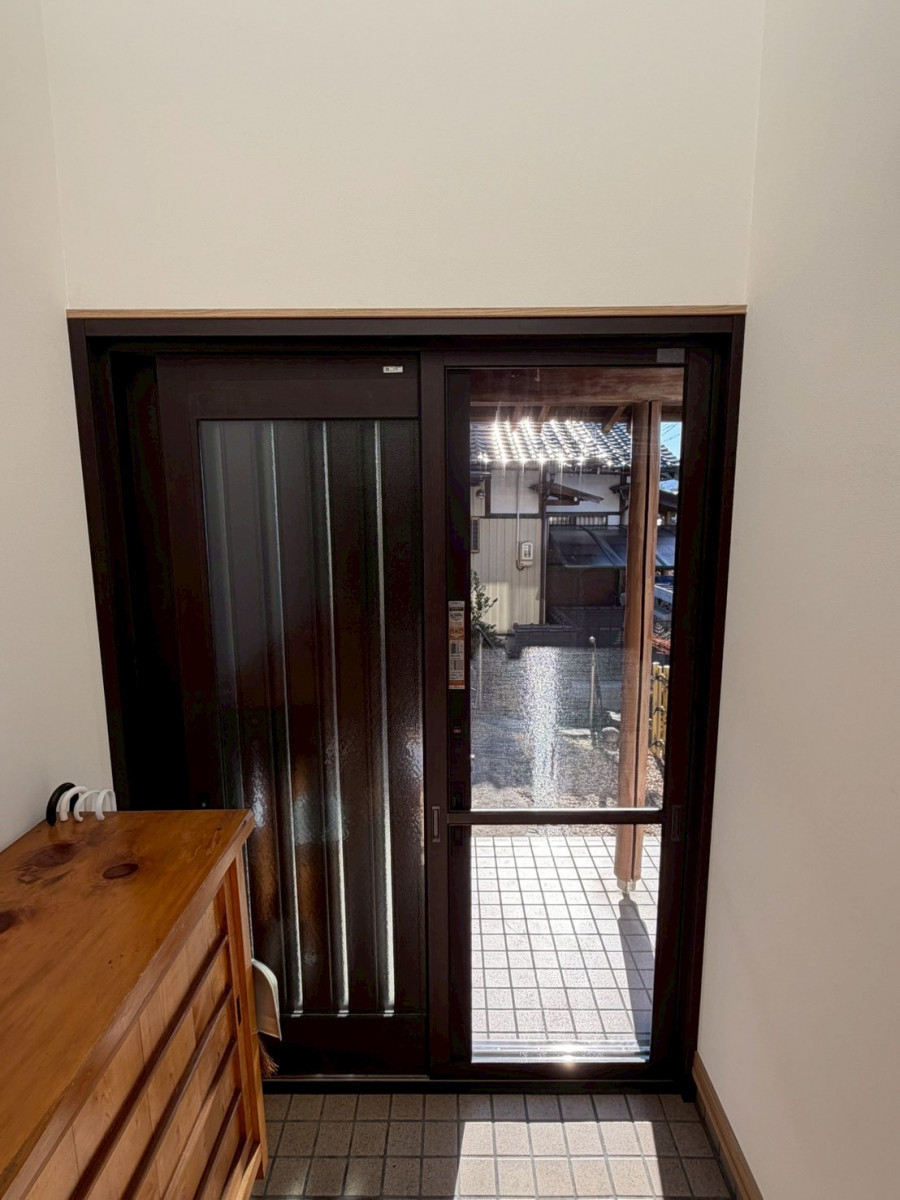 マルマン窓建工房の玄関リフォーム😊の施工後の写真1