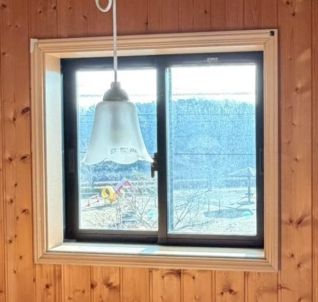 マルマン窓建工房の寒さ対策に内窓施工😊の施工前の写真1