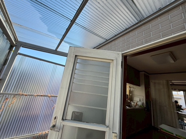 マルマン窓建工房の勝手口に内窓施工😊の施工前の写真3