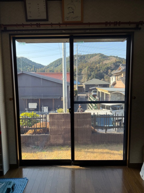 マルマン窓建工房の内窓施工😊の施工前の写真1