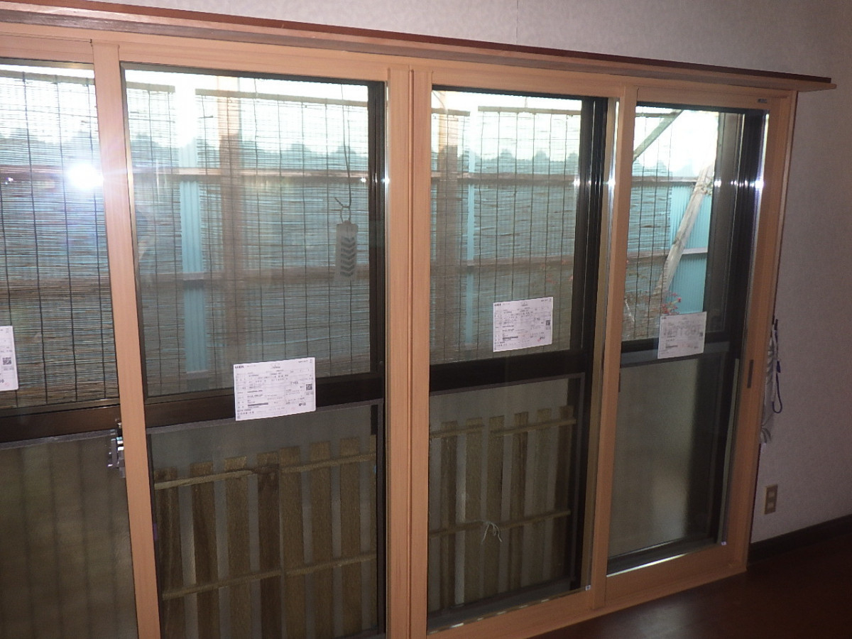 原木工所の倉敷市児島・廊下の掃き出しマドに内窓を取り付け・冬の寒さを改善の施工後の写真1