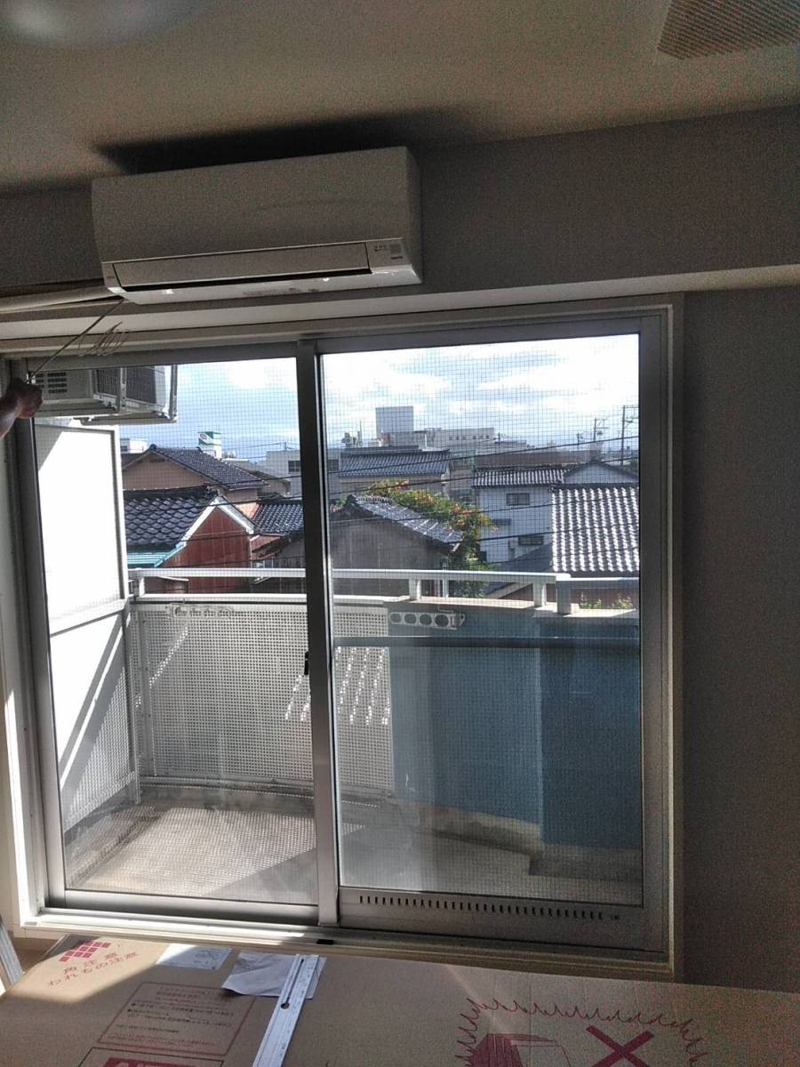 光陽トーヨー住器のマンション・アパートにも内窓はつけられます！の施工前の写真2