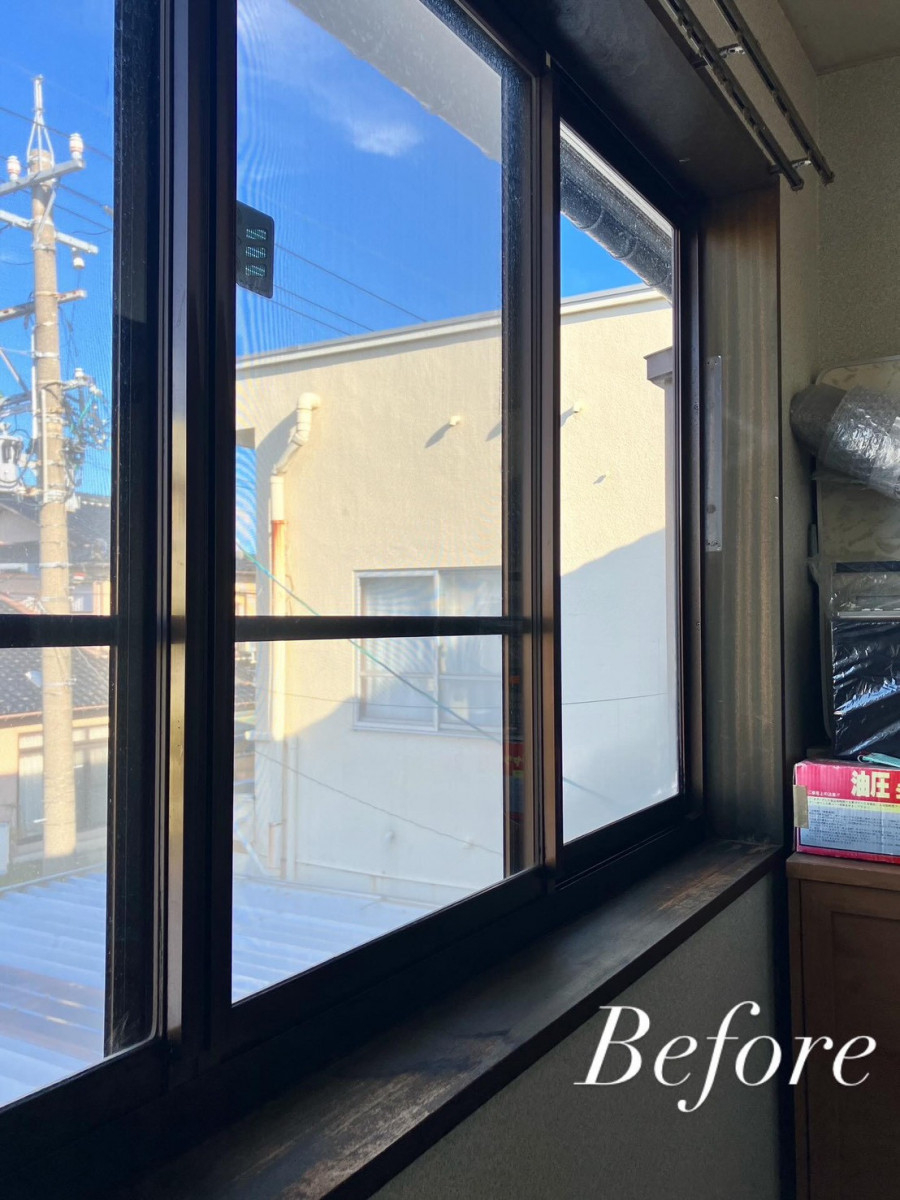 光陽トーヨー住器の隙間風を防ぎ、防音、保温ができるインプラス😊の施工前の写真1