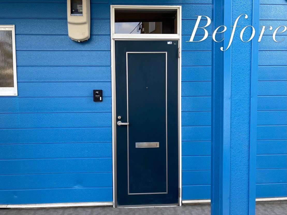 光陽トーヨー住器の玄関ドア替え時です🐥🐸の施工前の写真1