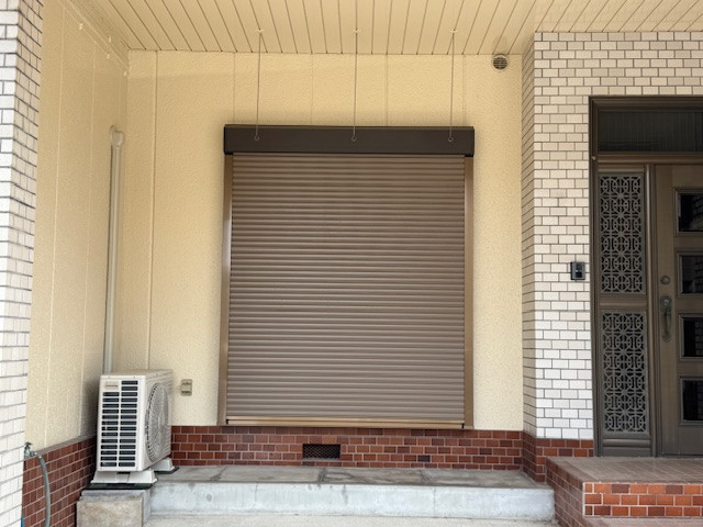 新光堂の「侵入対策に最適！リフォームシャッター取付工事」の施工後の写真1