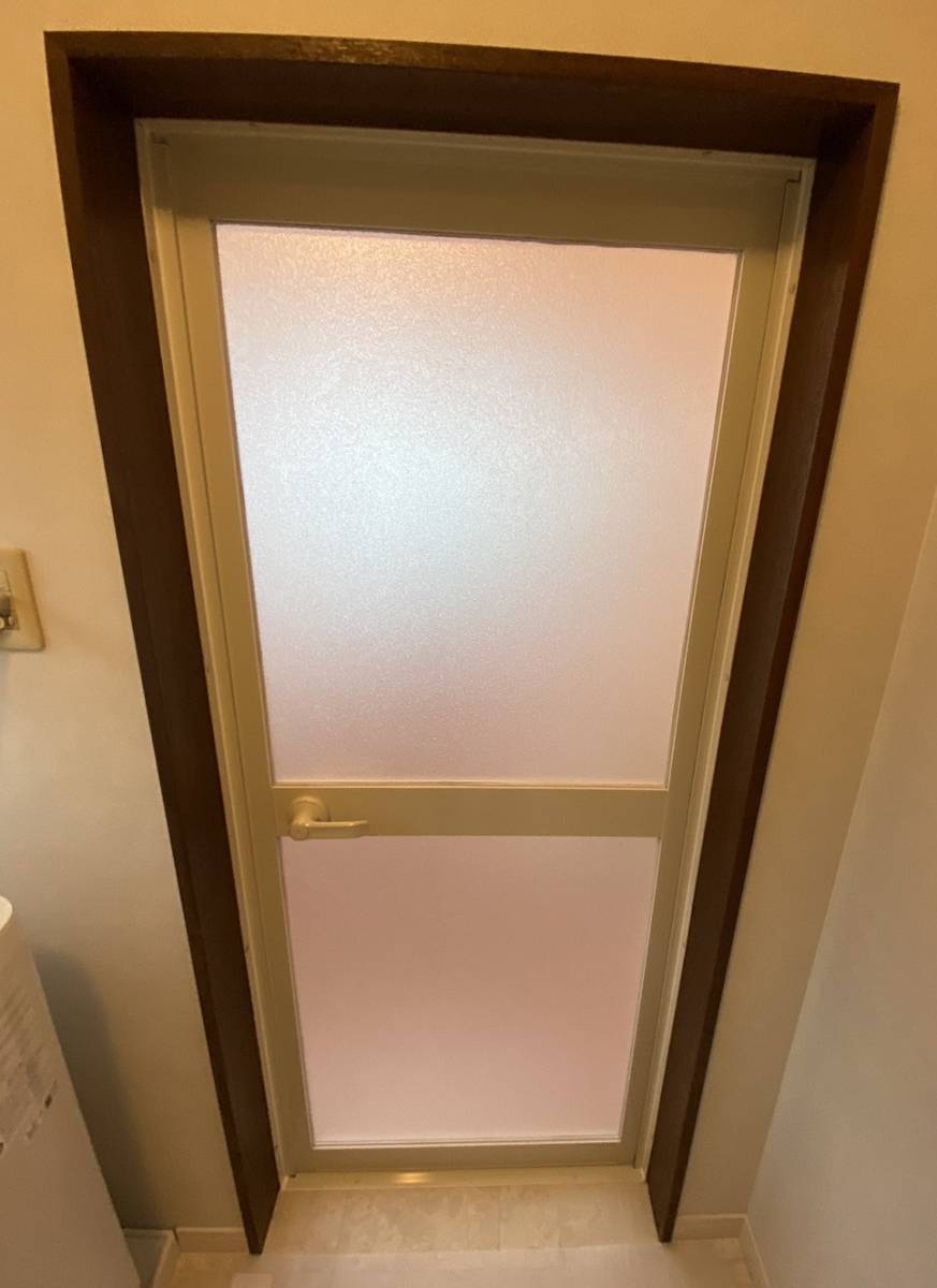 東福岡トーヨー住器の浴室ドア取替工事の施工後の写真1
