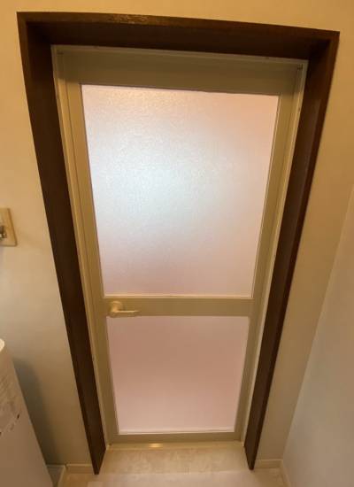 東福岡トーヨー住器の浴室ドア取替工事施工事例写真1