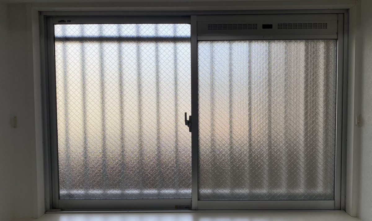 東福岡トーヨー住器の今ある窓にプラスするだけの施工前の写真1