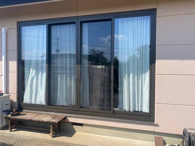 まどありー。本庄本店のLIXIL　取り替え窓　「リプラス」の施工後の写真1