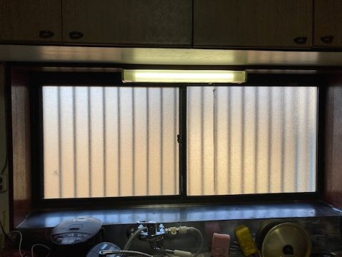まどありー。本庄本店のLIXIL　リフォーム窓　内窓「インプラス」の施工前の写真1