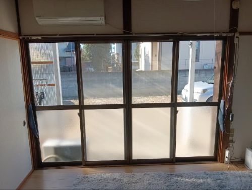 まどありー。本庄本店の【補助金対象商品】群馬県高崎市 『寒い、うるさい、結露がひどい』を解消。インプラスで叶えた快適な毎日の施工前の写真3