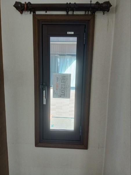 まどありー。本庄本店の【補助金対象商品】埼玉県本庄市　「寒さ」対策は窓から！の施工後の写真1