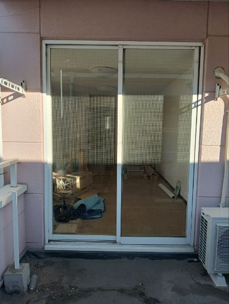 まどありー。本庄本店の【補助金対象商品】埼玉県本庄市　窓を替えたらお部屋がほっこりの施工前の写真1