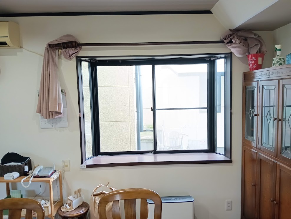 まどありー。本庄本店の【補助金対象商品】埼玉県本庄市　家事ラクにつながる、内窓インプラスの施工前の写真1