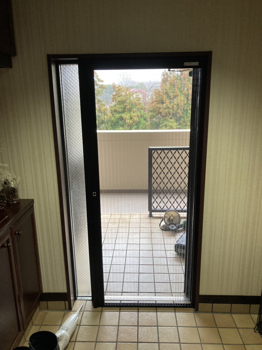 タケヒラトーヨーの”しまえるんです”施工例 熱海市 勝手口リフォームの施工後の写真1