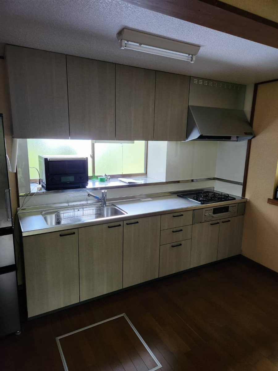 タケヒラトーヨーの”システムキッチン ”施工例　伊東市　リフォームの施工後の写真1