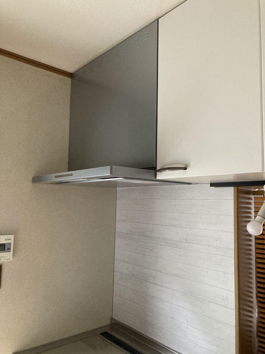 タケヒラトーヨーの”レンジフード”施工例 伊東市 リフォームの施工後の写真1