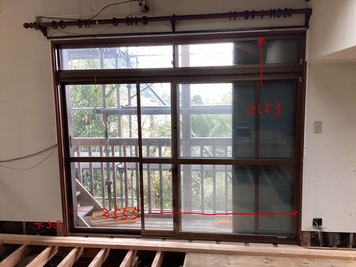 タケヒラトーヨーの”リプラス”施工例　伊東市　窓リフォームの施工前の写真1