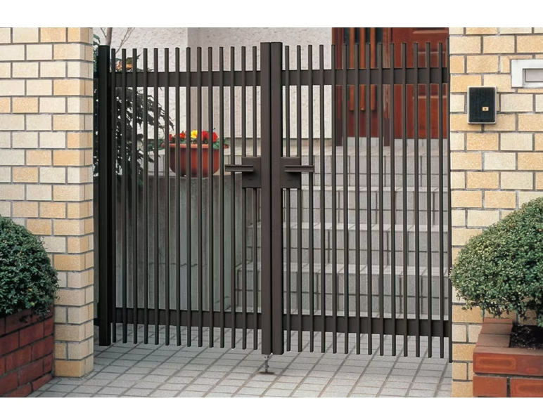 タケヒラトーヨーの”ハイ千峰　両開き”施工例　伊東市　リフォームの施工前の写真3