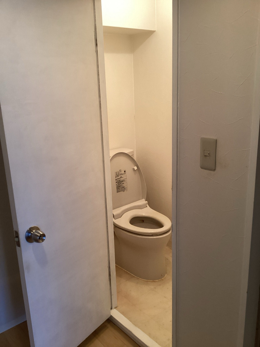 タケヒラトーヨーの”アメージュリトイレ”施工例　伊東　リフォームの施工前の写真1