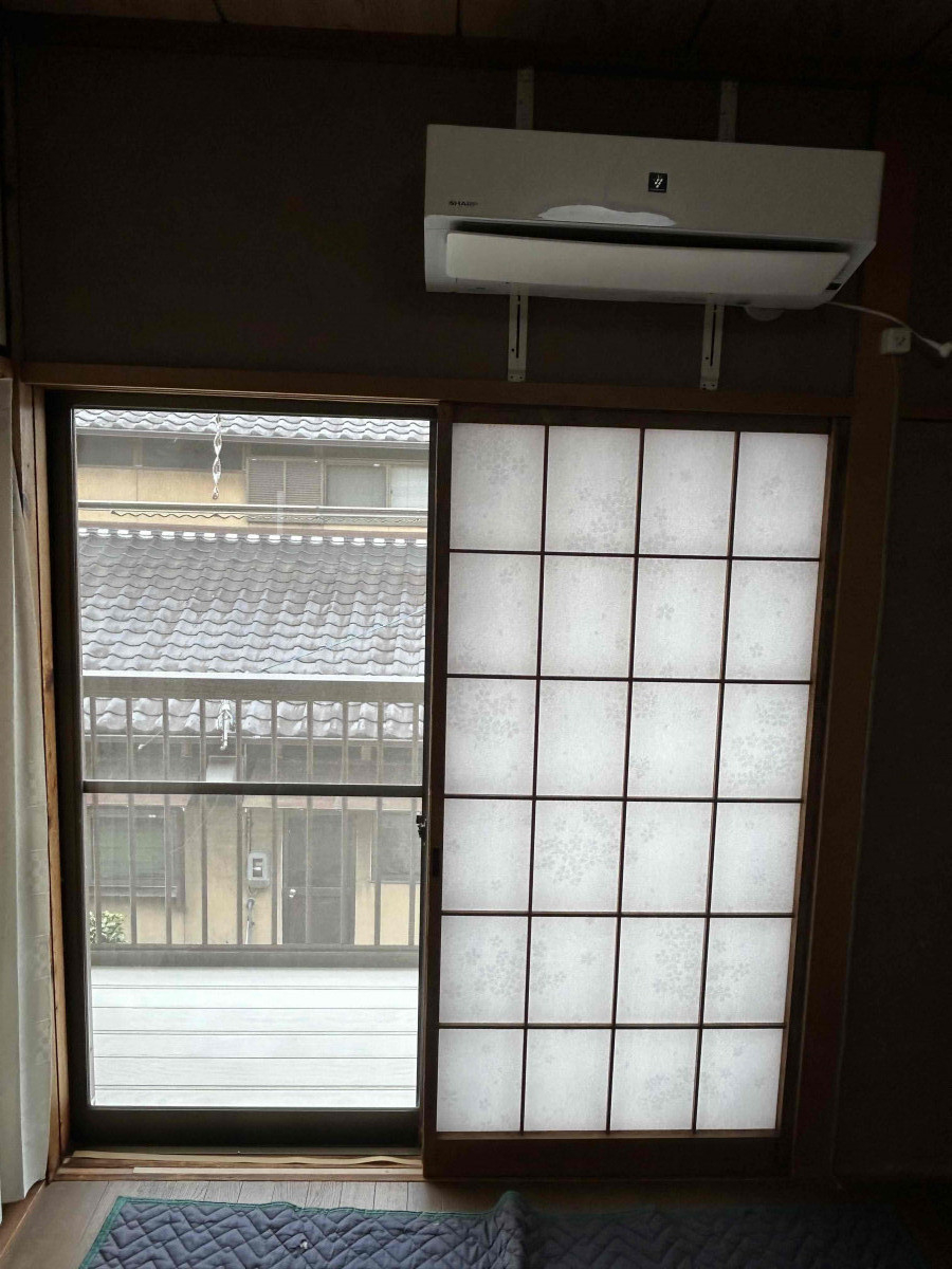 佐藤硝子センターの内窓・インプラスで寒さと結露のお悩み解決【多治見市】の施工前の写真2