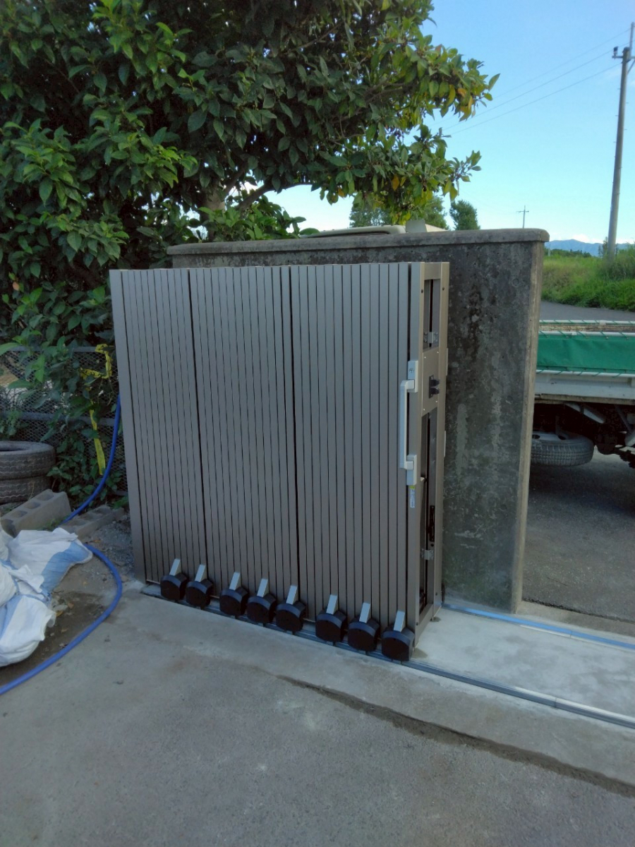 ナカムラ硝子工業の公共施設や工場・倉庫など大開口部に最適の施工後の写真2