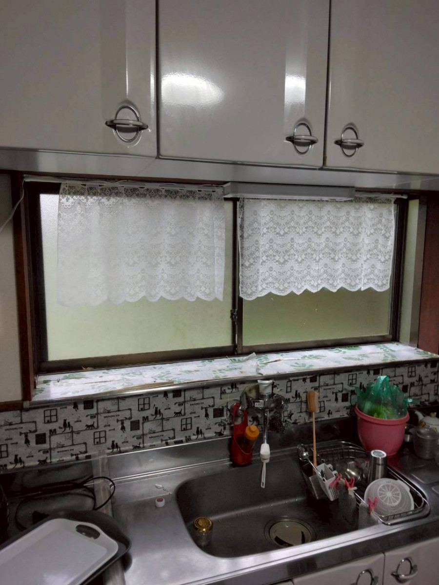 ナカムラ硝子工業の内窓インプラスの施工前の写真1