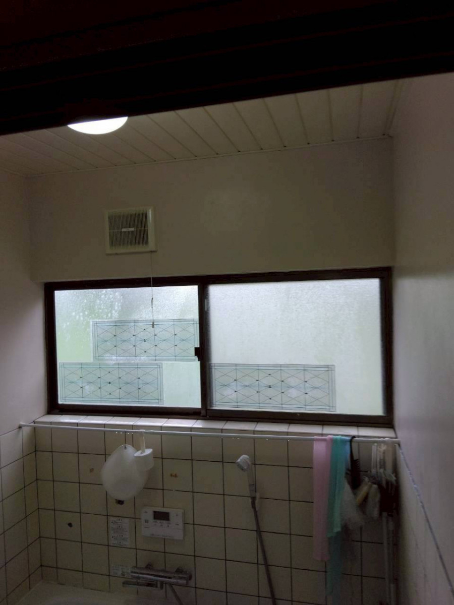 ナカムラ硝子工業の内窓インプラスの施工前の写真3