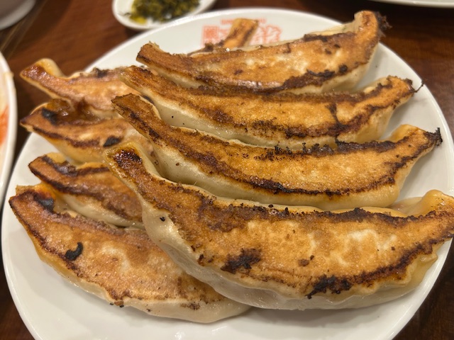 ジャンボ餃子を食べに~ 鶴谷トーヨーテックのブログ 写真2