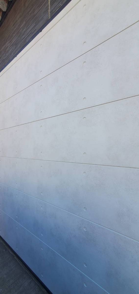 鶴谷トーヨーテックの外壁　サイディング張替工事の施工後の写真1