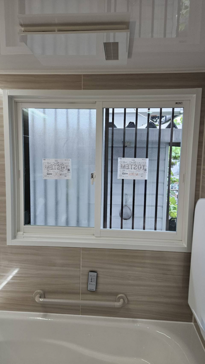 鶴谷トーヨーテックの千葉県 鴨川市 浴室用インプラス取付工事の施工後の写真1
