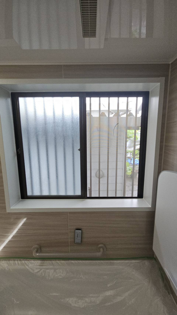 鶴谷トーヨーテックの千葉県 鴨川市 浴室用インプラス取付工事の施工前の写真1