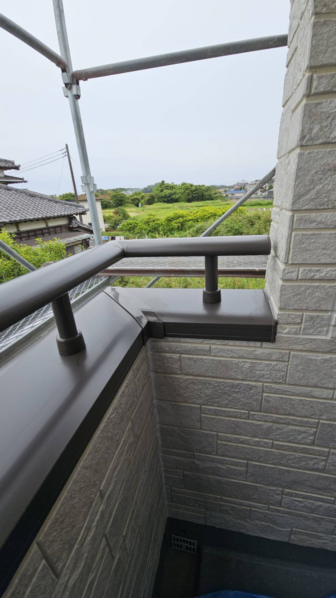 鶴谷トーヨーテックの千葉県　南房総市　ベランダ手すり取付工事の施工後の写真3