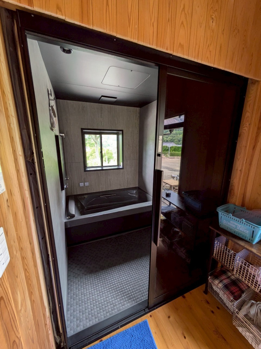 鶴谷トーヨーテックの千葉県　鴨川市　浴室 リフォーム スパージュの施工後の写真1