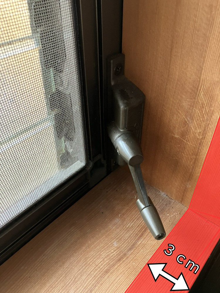 REマド本舗 出雲店のルーバー窓でもあきらめない!内窓インプラスで暖かく快適に✨の施工事例詳細写真2