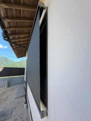 REマド本舗 出雲店の西日対策にもってこい！　スタイルシェード取付の施工後の写真2