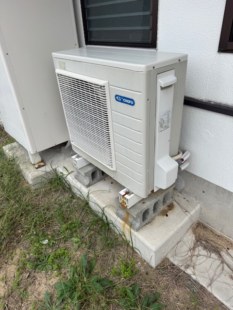 REマド本舗 出雲店の寿命が来たエコキュートを取り替えました。の施工前の写真2