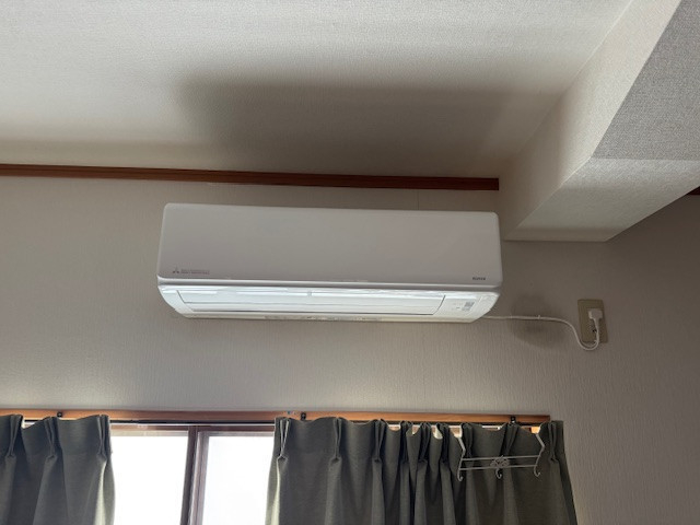 REマド本舗 出雲店のエアコンのフィルターってどのぐらいの頻度で掃除をするの？の施工後の写真1