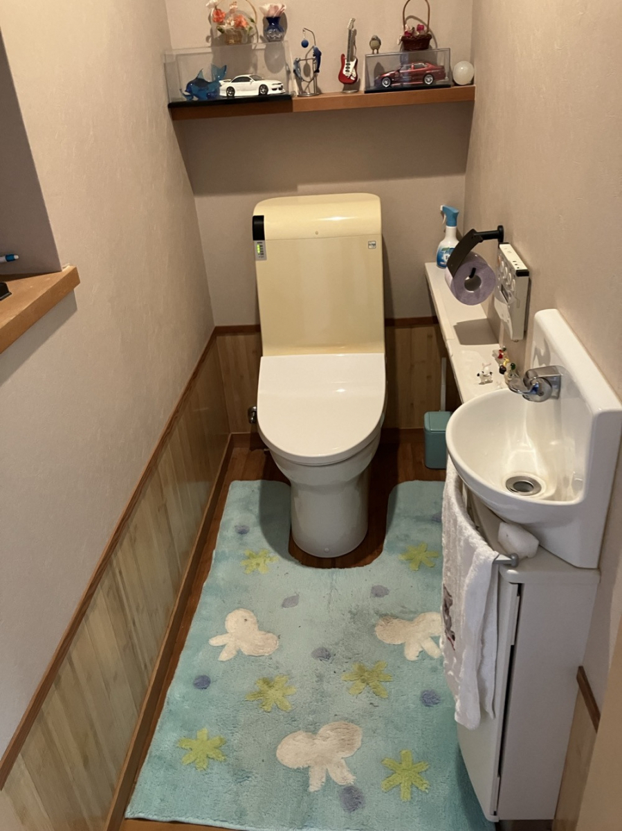 REマド本舗 雲南店のこれで水漏れも解消！トイレの交換！！の施工前の写真2