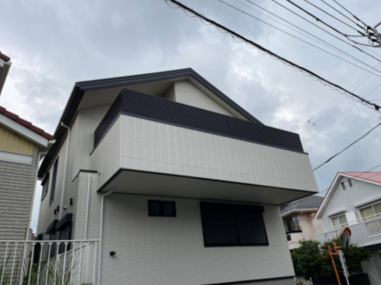 相川スリーエフ 八街店のバルコニーをプライベート空間へ。マド本舗八街店よりご提案。の施工事例詳細写真2