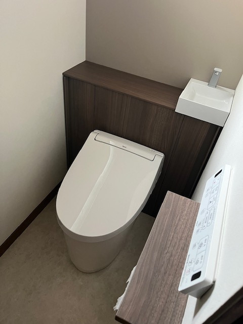 エスエヌジー高松の【高松市】トイレ交換で叶える！おしゃれな空間づくりの施工後の写真1