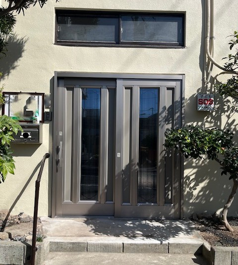 エスエヌジー高松の【高松市】古くなった引戸を交換！防犯性もぐんとアップの施工後の写真1