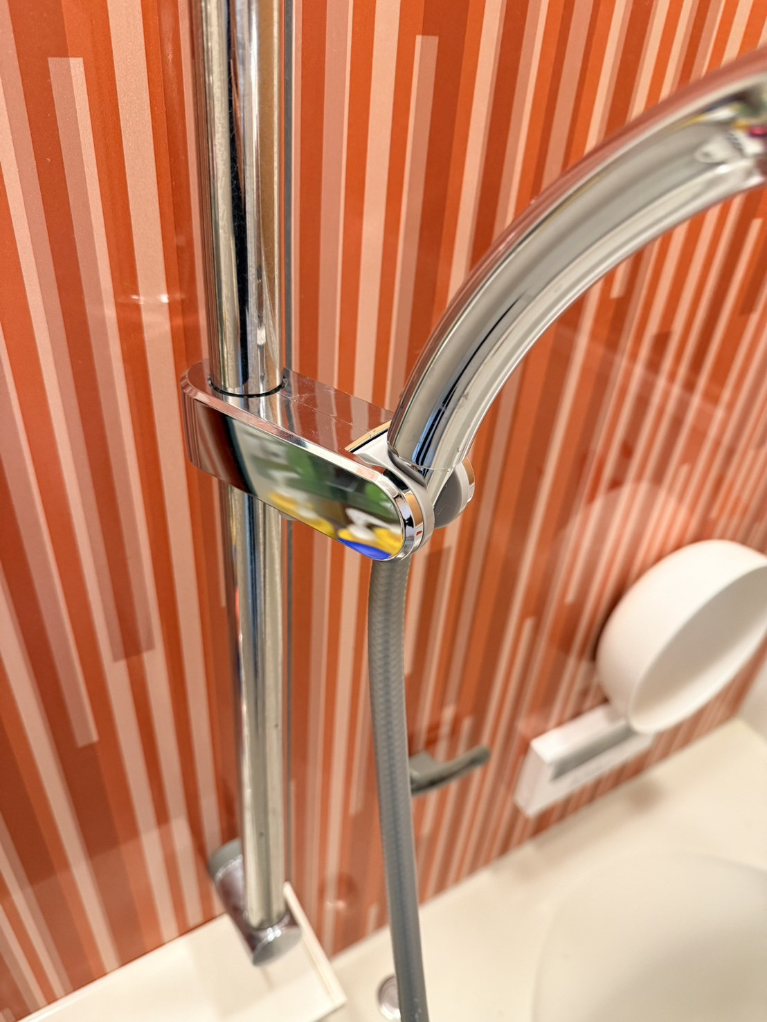 エスエヌジー高松の【高松市】壊れたシャワーホルダーを交換の施工後の写真2