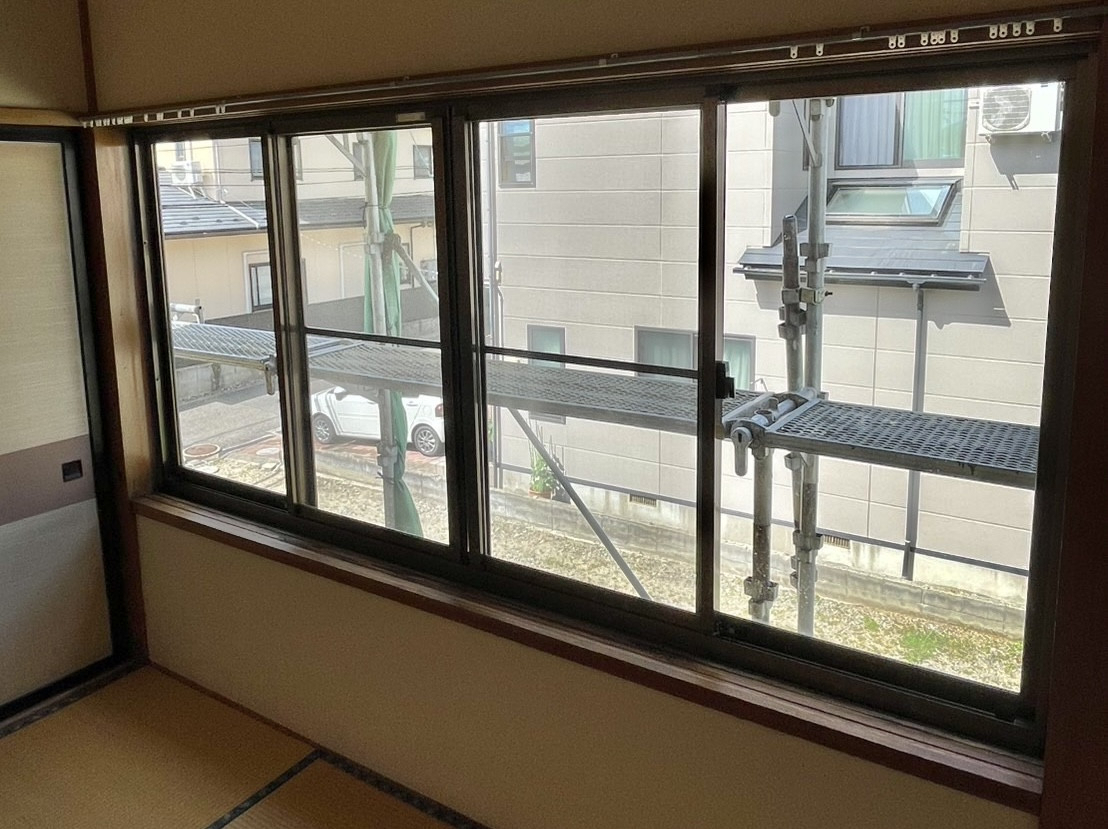 石川住器の内窓設置工事の施工前の写真1
