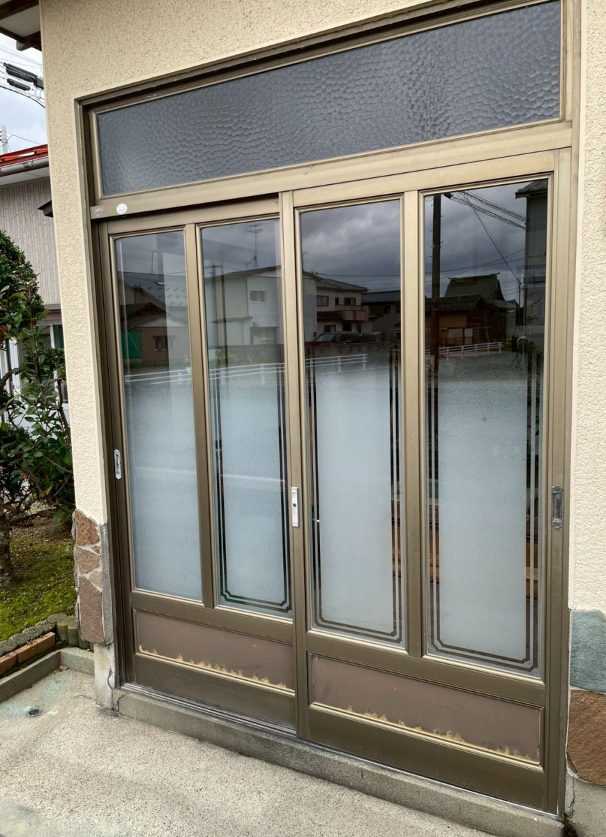石川住器の✨サッシ入替工事✨の施工前の写真1
